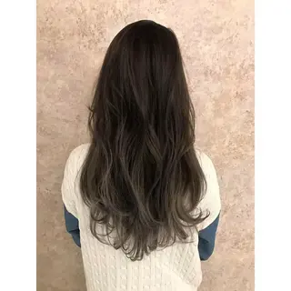 ミディアム due hair 京都駅前店 MILBON オージュア認定サロン【デューヘアー】所属・ハイトーンブリーチ 土坂　由志【京都】のヘアスタイル