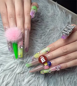 ネイル シェヌネイル JURAのネイルデザイン