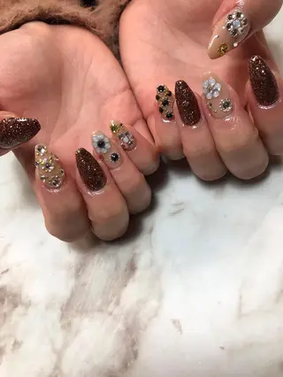 ネイル Nailist Honamiのネイルデザイン