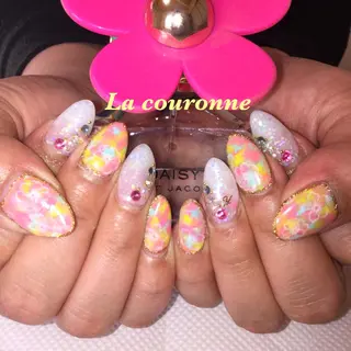 ネイル Lacouronne NATSUMIのネイルデザイン