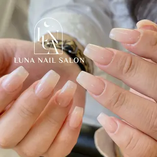 ネイル LUNA Nail salon💕のネイルデザイン