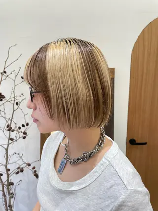 ショート 慎太朗/パーマ/ボブ /センターパートのヘアスタイル