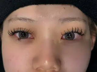 マツエク・マツパ Miyuu🎀カラー マツエク・ストレートのマツエク・マツパデザイン