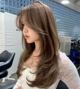 ロング TEMIL HAIR 《まお》のヘアスタイル