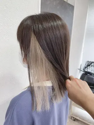 ミディアム カラー 🔥ブリーチカラー 槙川のヘアスタイル