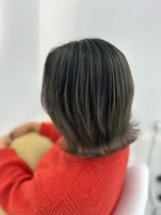 ミディアム aini上本町 吉元直明のヘアスタイル