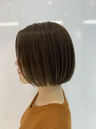 ショート カラー ハッシュカット/ハイ トーン/MANAMIのヘアスタイル