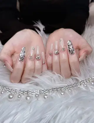 ネイル ENsalon AKIRAのネイルデザイン