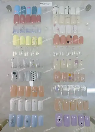 ネイル Y3 Nail Salon所属・Y3 NailSalonのネイルデザイン