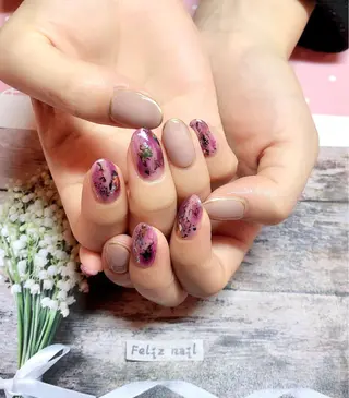 ネイル ユキカ （ネイリスト）のネイルデザイン