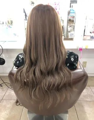 セミロング カラー 🐥こ ま🐥のヘアスタイル