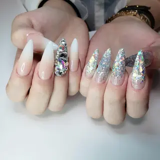 セミロング ネイル クロキ 。のネイルデザイン