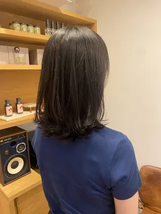 ミディアム 伊藤 優花のヘアスタイル