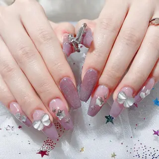 ネイル Queens momoのネイルデザイン