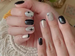 ネイル VIVIAN リサのネイルデザイン