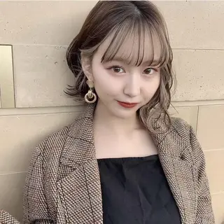 ショート カラー LUXBE GALLERYのヘアスタイル