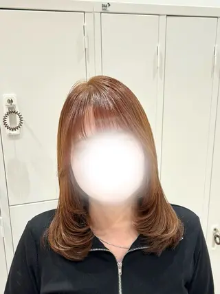 ミディアム Kurumi リトル渋谷のヘアスタイル