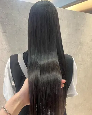 ロング タク エルのヘアスタイル