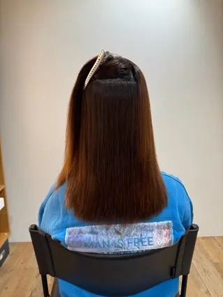 セミロング afloatkobe所属・美髪/髪質改善 川口凌弥のヘアスタイル