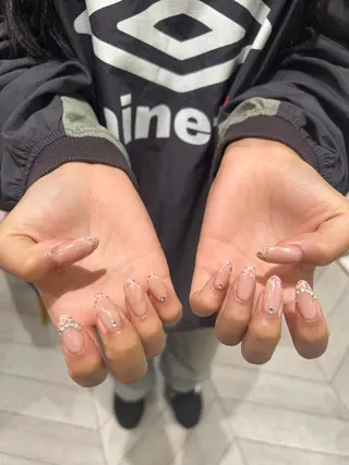 ネイル ꪆৎ平行アーチ ྀི ワカナの眉毛・アイブロウイメージ