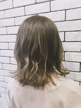 ミディアム mare所属・＊＊＊ natsumiのヘアスタイル