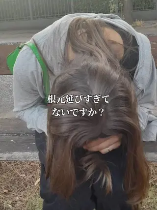 セミロング カラー サロウィン　神戸三宮店所属・三宮No.1ブリーチ 無しカラー/杉山太貴のヘアスタイル