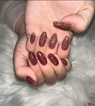 ネイル M Hのネイルデザイン