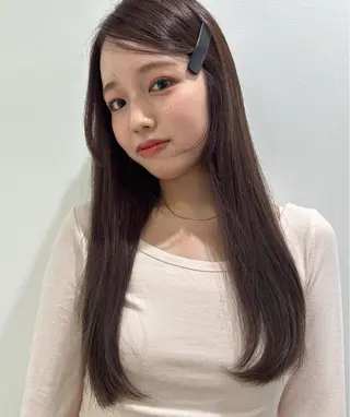 ロング レイヤーカット/ 透明感カラーmikuのヘアスタイル