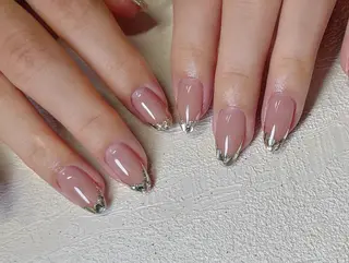 ネイル ホアン シュリンのネイルデザイン