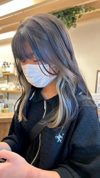 セミロング カラー 🪽ゆな 🪽のヘアスタイル