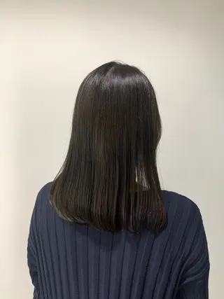 ミディアム カラー 壽真央 /ブリーチカラーのヘアスタイル