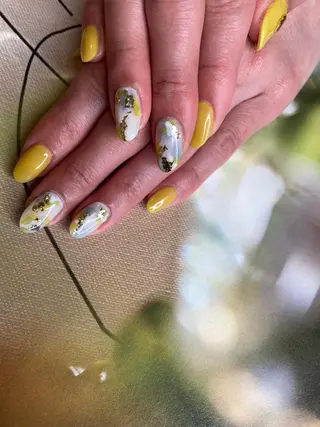 ネイル salon ORO sapporo所属・ORO 石井 香織のネイルデザイン