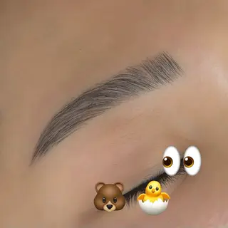 アイブロウ ALICE 梅田茶屋町店所属・伊藤 becky lashのマツエク・マツパデザイン