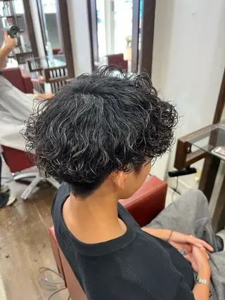 ミディアム パーマ メンズ 湘南のパーマ職人 🔥清水琉葵🔥のヘアスタイル