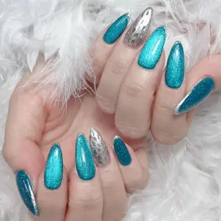 ネイル Mio ⛱のネイルデザイン