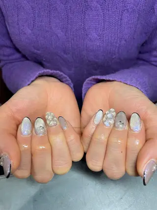 ネイル LAVISH nail salonのネイルデザイン