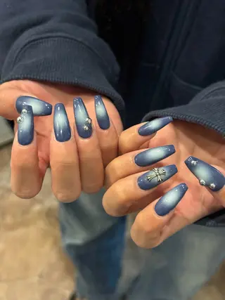 ネイル WOLTOKYO渋谷 yunaのネイルデザイン