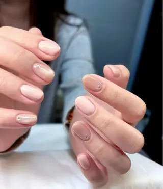 ネイル 高木 維麗絲のネイルデザイン