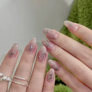 ネイル Iris  Nail所属・akige akigeのネイルデザイン
