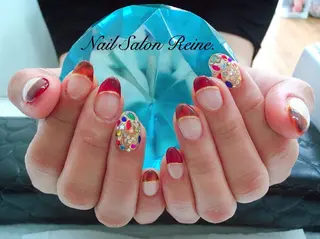 ネイル Nailsalon Reine所属・玉栄 伶奈のネイルデザイン