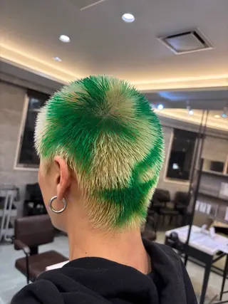 カラー メンズ Loob.TOKYO所属・辻村 優奈のヘアスタイル