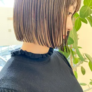 ショート カラー センターパート/ 暖色カラーayuのヘアスタイル