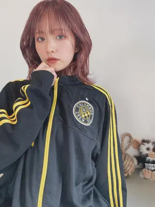 ミディアム LATTE  渋谷所属・♡レイヤーカット れお♡のヘアスタイル