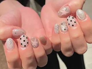 ネイル 堀内 美里のネイルデザイン