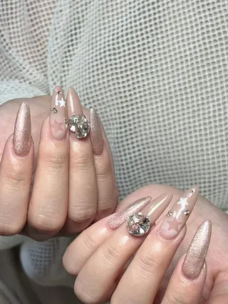 ネイル Maggie Nail🦩のネイルデザイン
