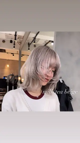 セミロング カラー 💜ハイトーン💛 マジカルかいちゃんのヘアスタイル