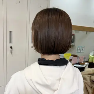 ショート カラー 山本 知佳のヘアスタイル