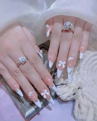 ネイル Queen Nail 柏店　クイーンネイルのネイルデザイン