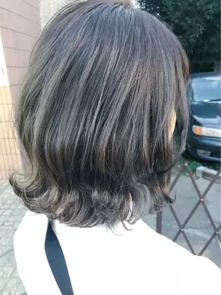 ショート カラー ヘアメイクアース浦和店所属・【白髪ぼかし】 矢内　夏輝のヘアスタイル