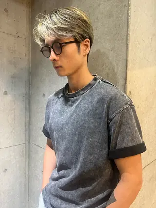 ショート カラー パーマ ハイトーン/顔まわり レイヤー/YUKAのヘアスタイル